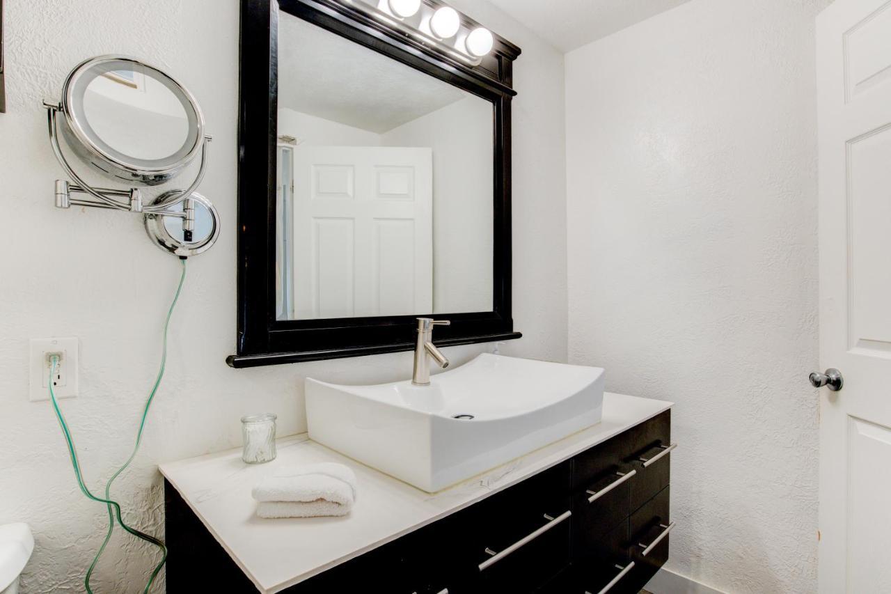 Modern Private Whole Unit 4 Bedroom Guest Suite King Bed Salt Lake City Exterior foto