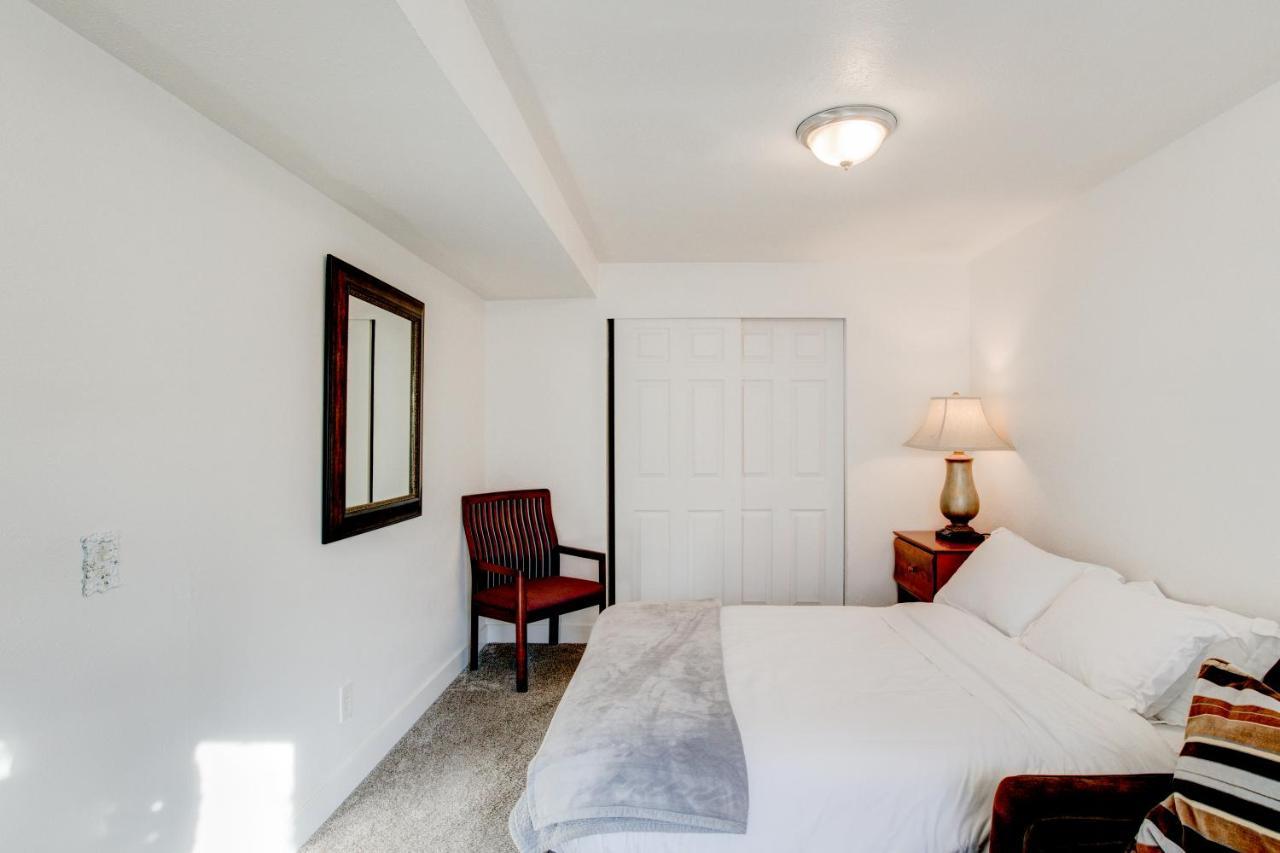 Modern Private Whole Unit 4 Bedroom Guest Suite King Bed Salt Lake City Exterior foto